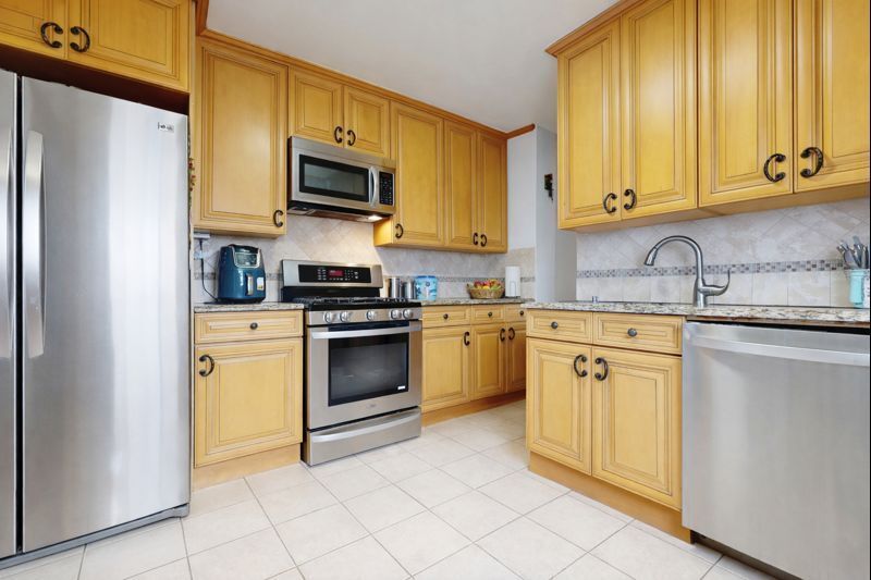 1020 Grand Concourse 18R Concourse Bronx NY 10451