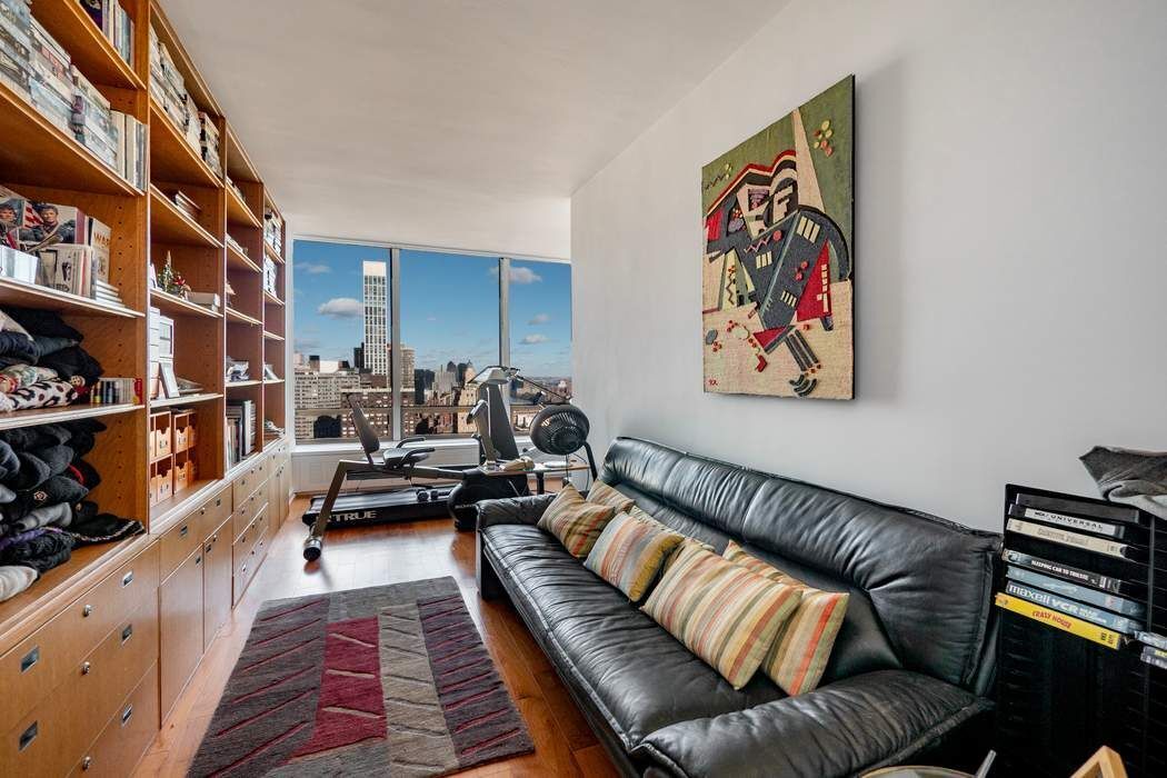 870 United Nations Plaza PH 37/38B Beekman Place New York NY 10017