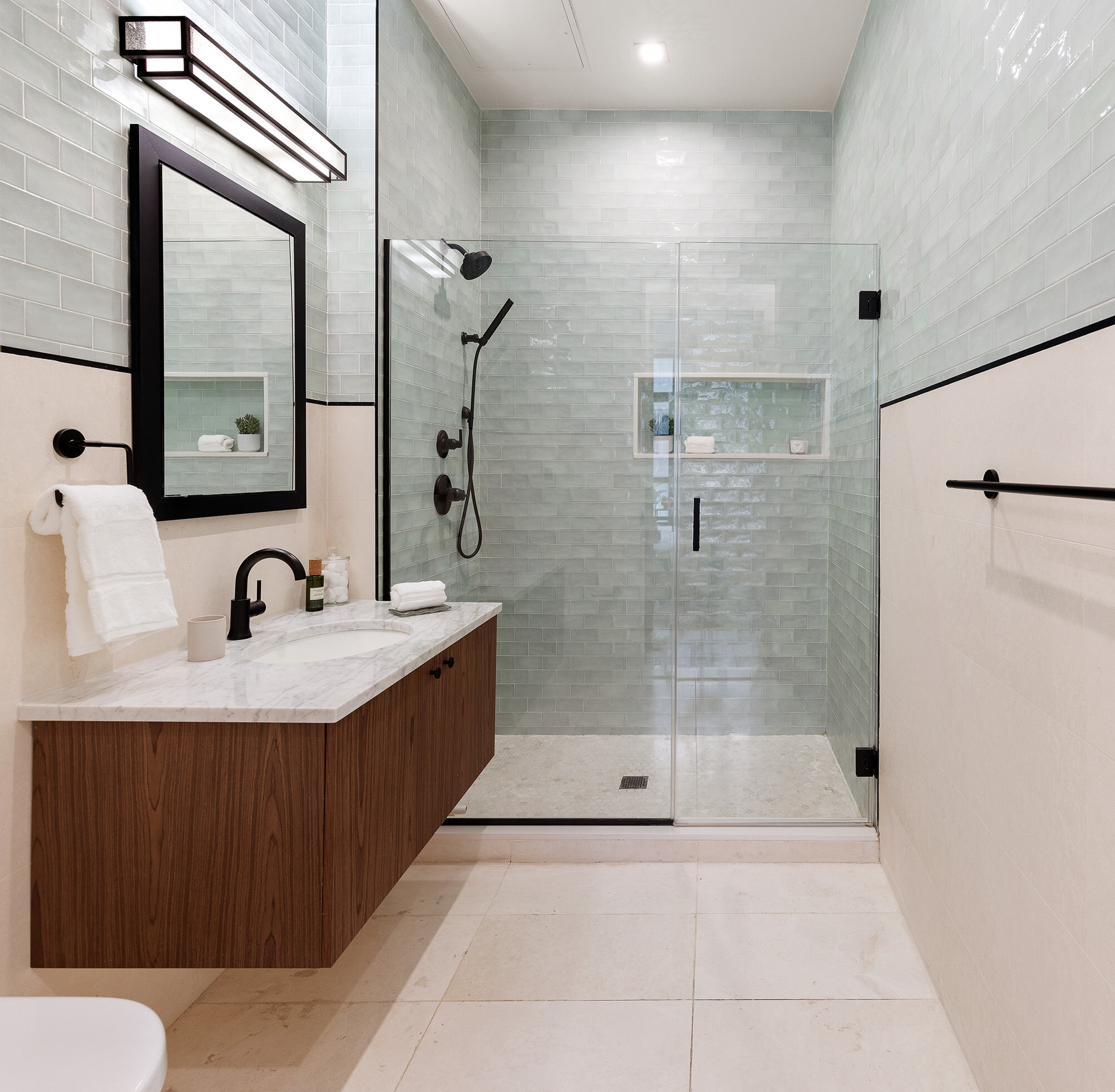 37-29 32nd Street 4A Sunnyside Queens NY 11101