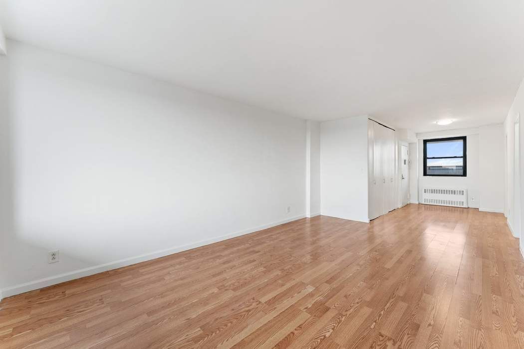 4705 Henry Hudson Parkway West 15G Riverdale Bronx NY 10471