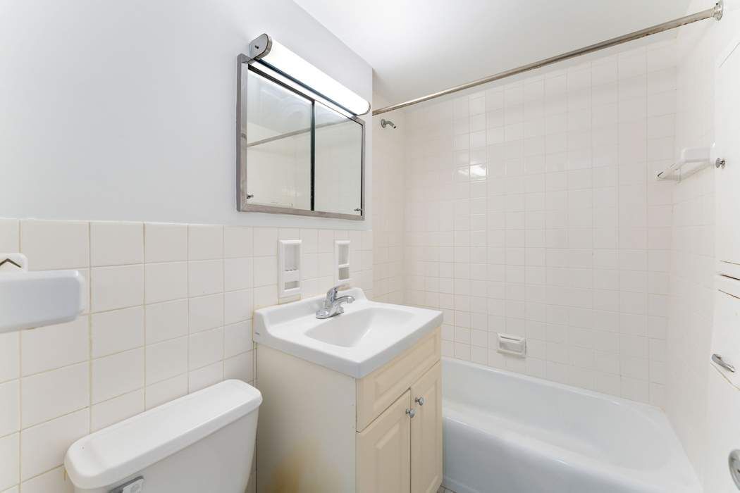 4705 Henry Hudson Parkway West 15G Riverdale Bronx NY 10471