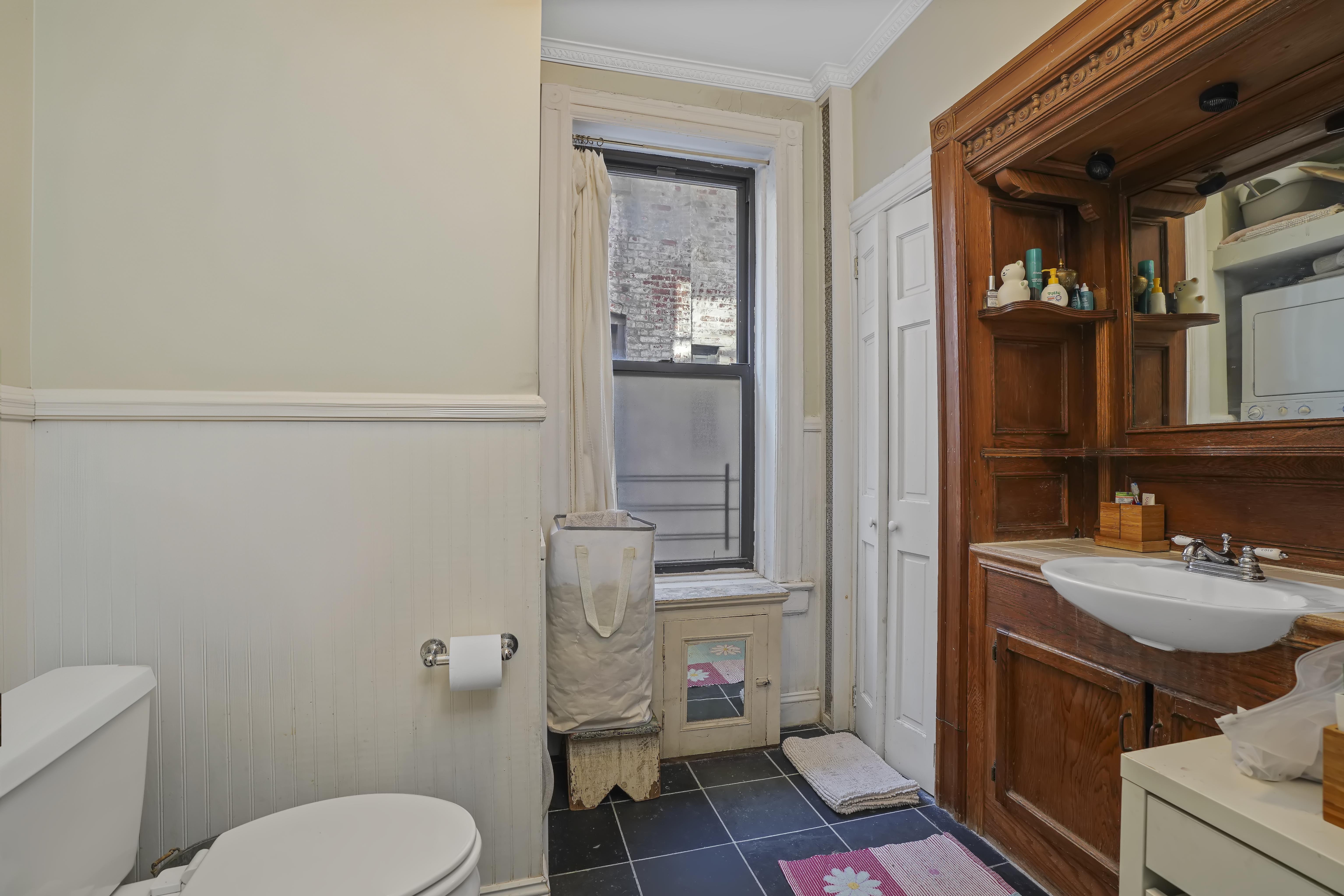 808 8th Avenue 3L Park Slope Brooklyn NY 11215