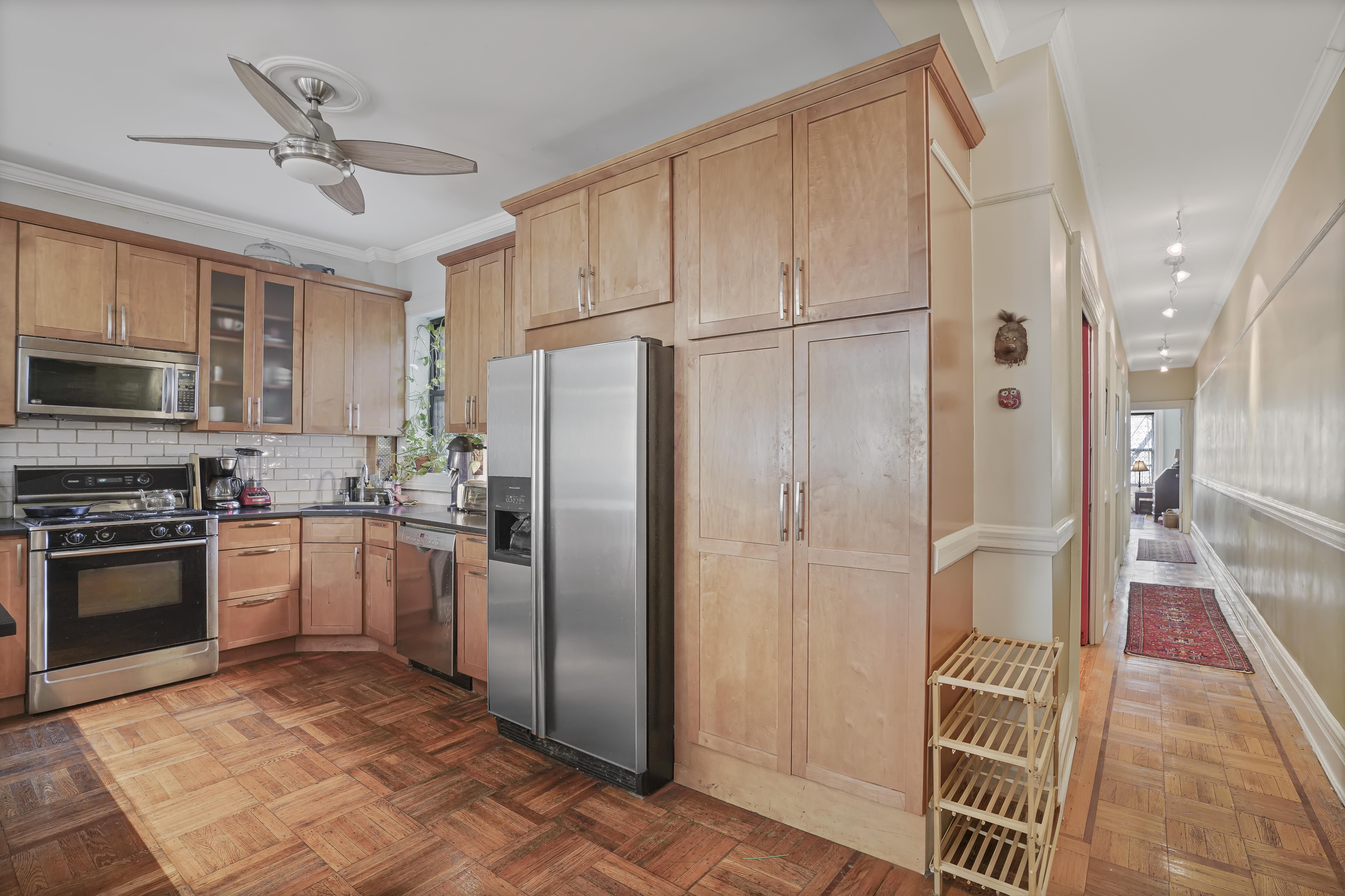 808 8th Avenue 3L Park Slope Brooklyn NY 11215