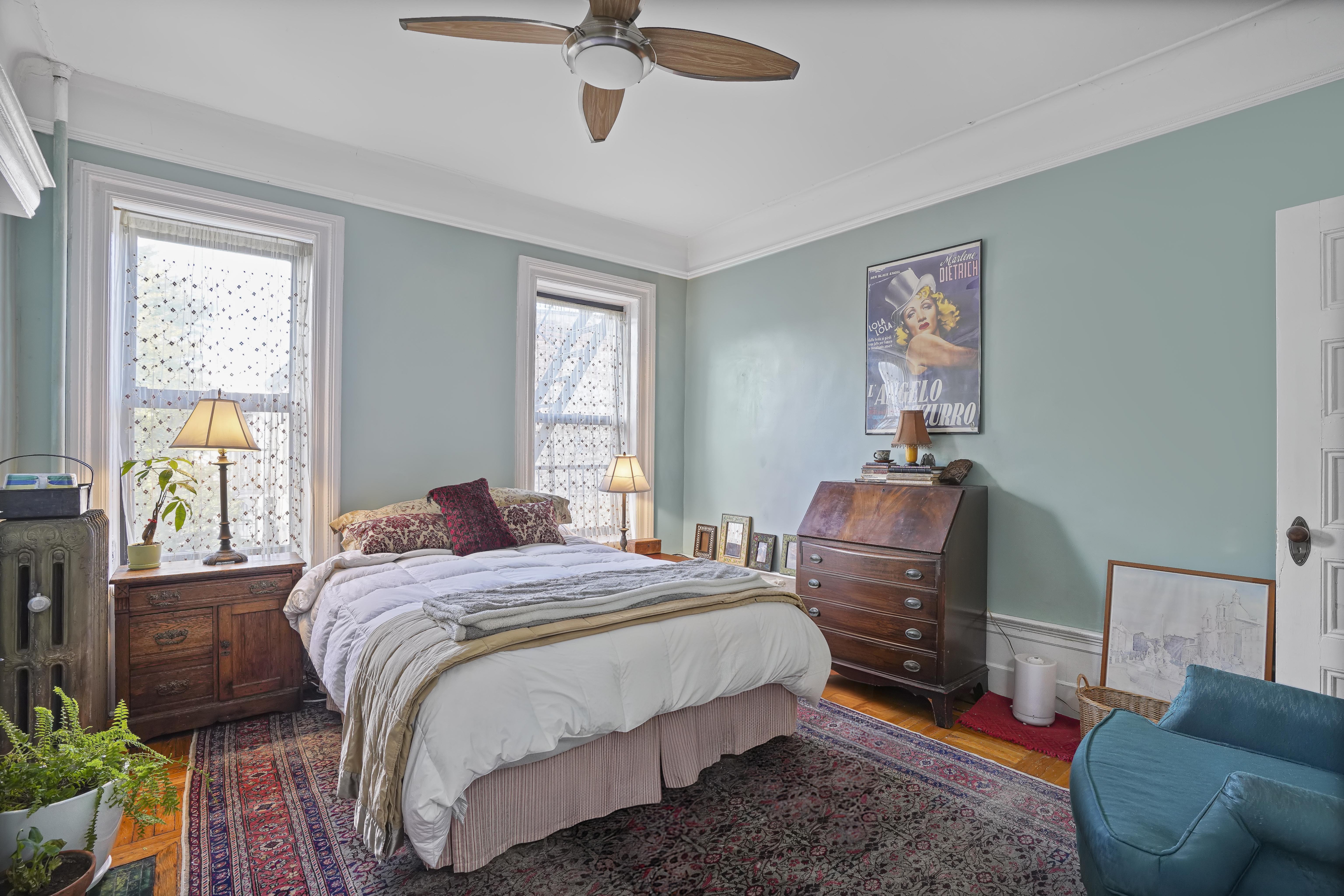 808 8th Avenue 3L Park Slope Brooklyn NY 11215