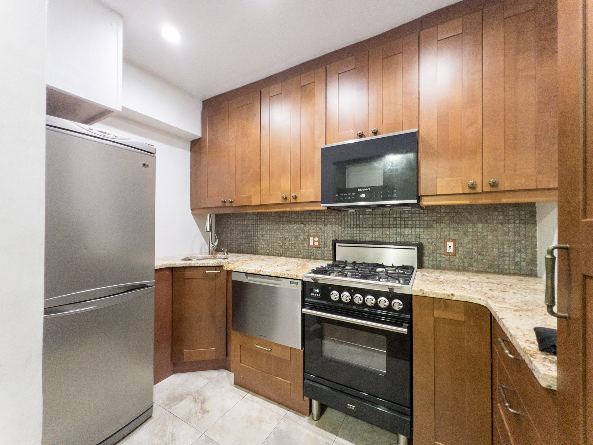 3535 Kings College Place 1E Norwood Bronx NY 10467