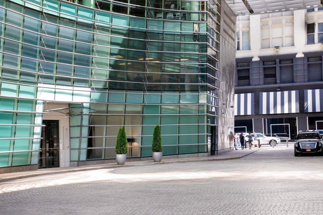 151 East 58th Street Midtown East New York NY 10022