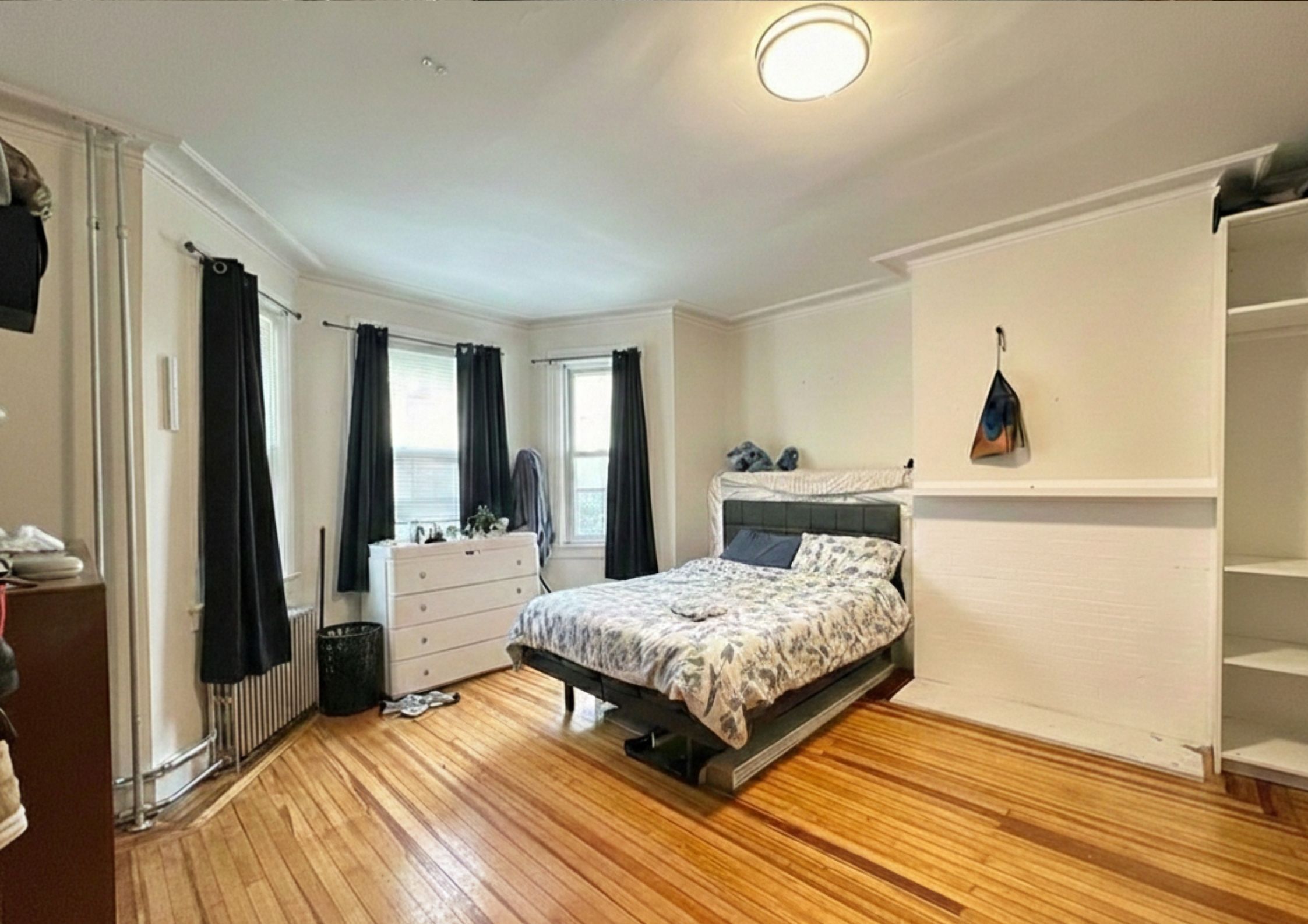 51-19 34th Street Long Island City Queens NY 11101