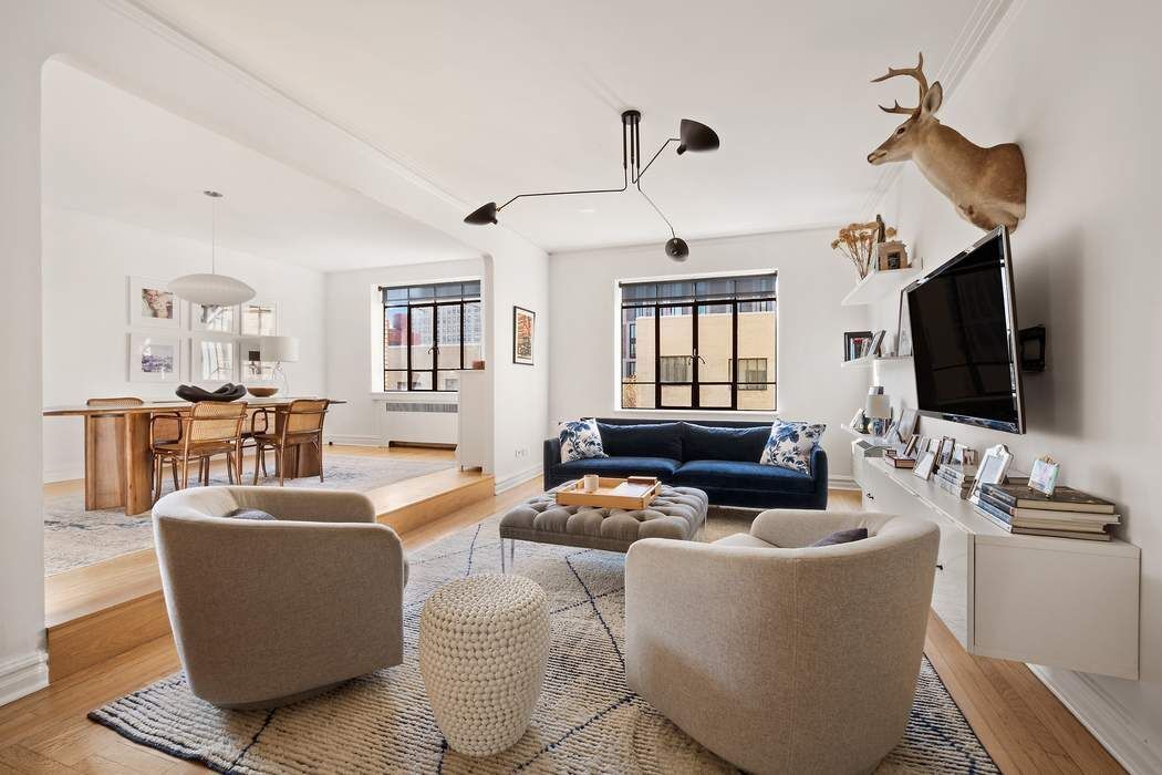 250 West 24th Street 5/6CE Chelsea New York NY 10011