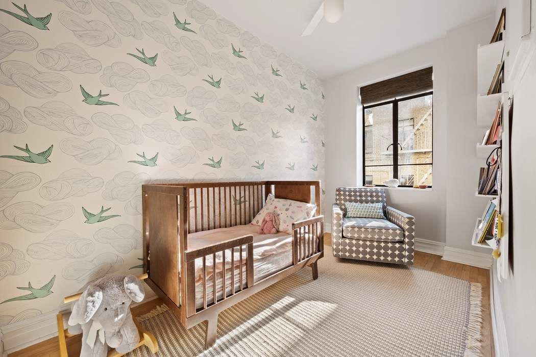 250 West 24th Street 5/6CE Chelsea New York NY 10011