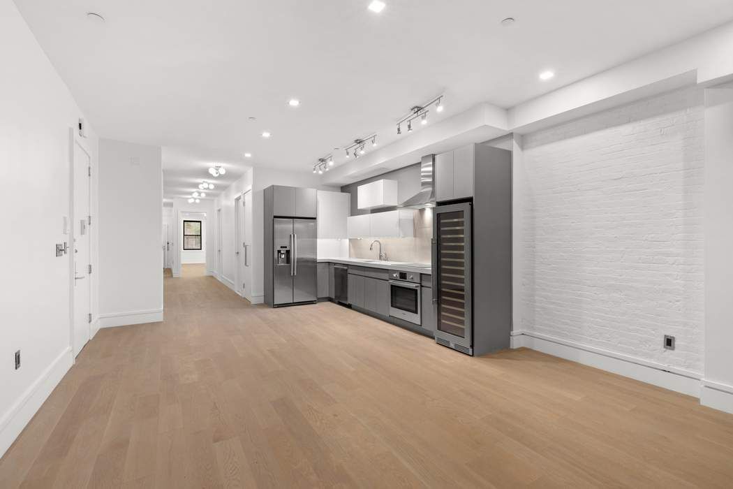 410 West 47th Street Clinton New York NY 10036