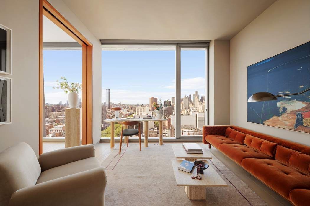 215 Chrystie Street 28E Lower East Side New York NY 10002