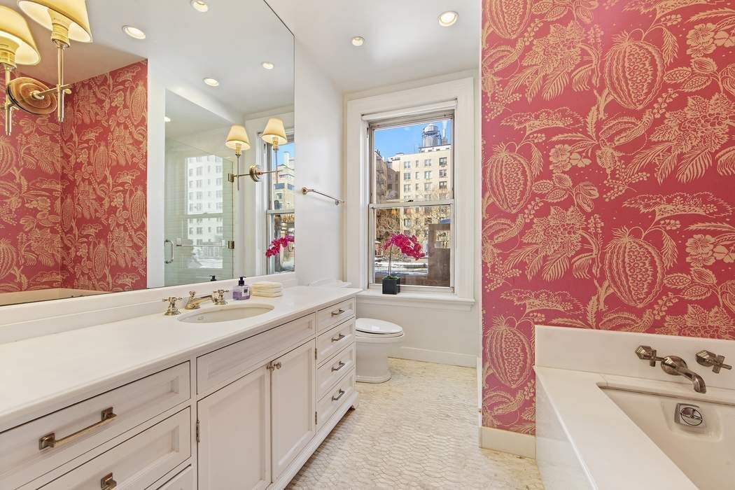 1326 Madison Avenue 64/61 Carnegie Hill New York NY 10128