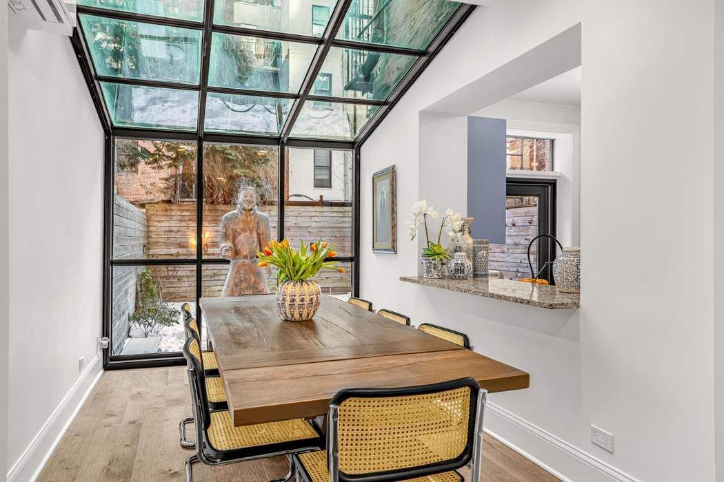 266 West 77th Street 1 Upper West Side New York NY 10024