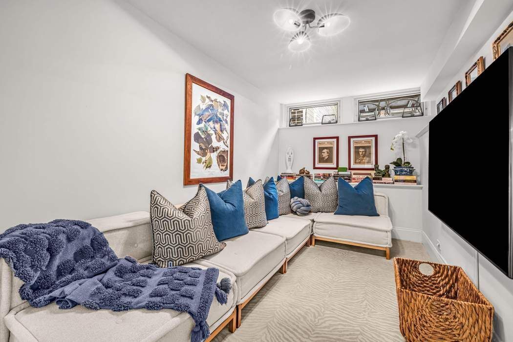 266 West 77th Street 1 Upper West Side New York NY 10024