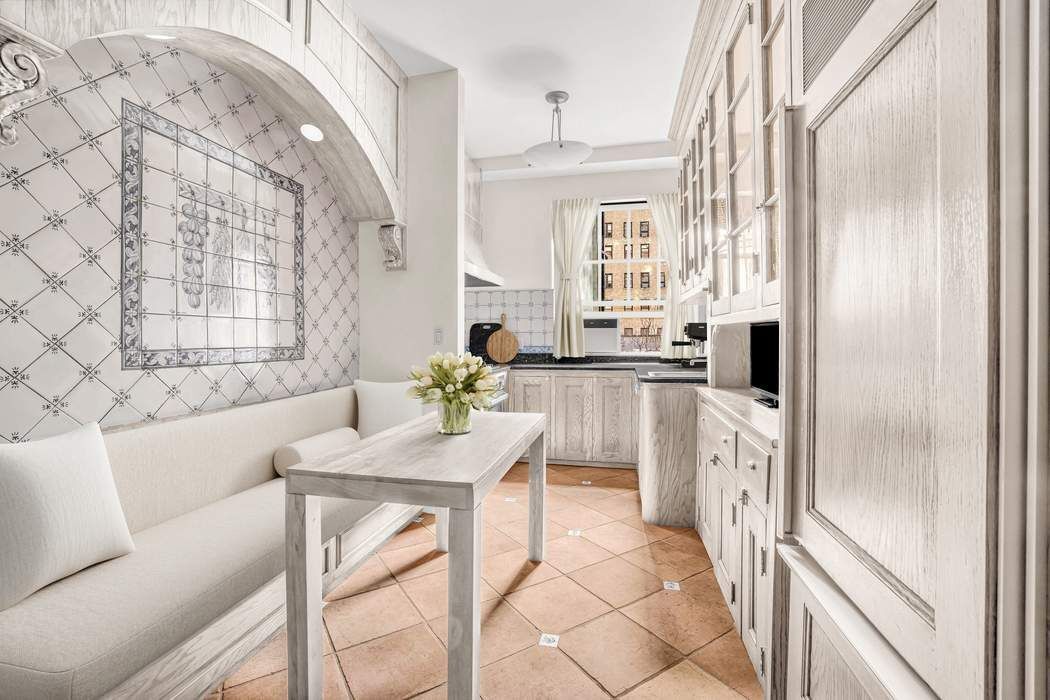 830 Park Avenue 5/6C Upper East Side New York NY 10021