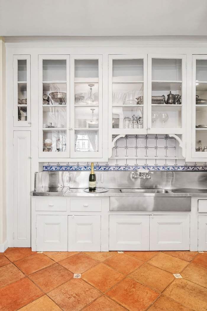 830 Park Avenue 5/6C Upper East Side New York NY 10021