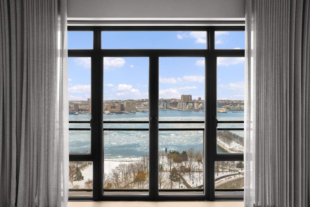 555 West 22nd Street 19AW Chelsea New York NY 10011