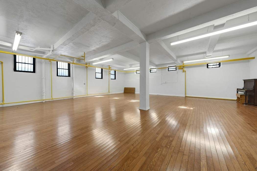 84-51 Beverly Road 1A Kew Gardens Queens NY 11415