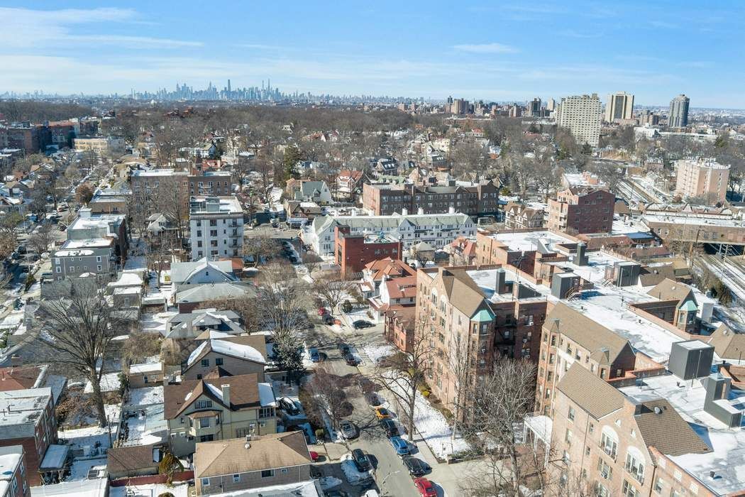 84-51 Beverly Road 1A Kew Gardens Queens NY 11415