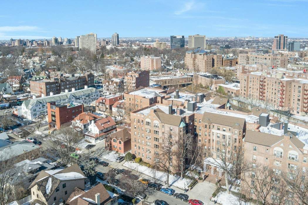 84-51 Beverly Road 1A Kew Gardens Queens NY 11415