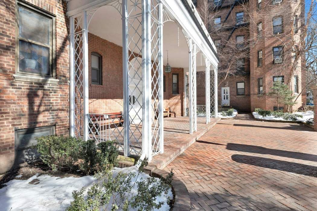 84-51 Beverly Road 1A Kew Gardens Queens NY 11415
