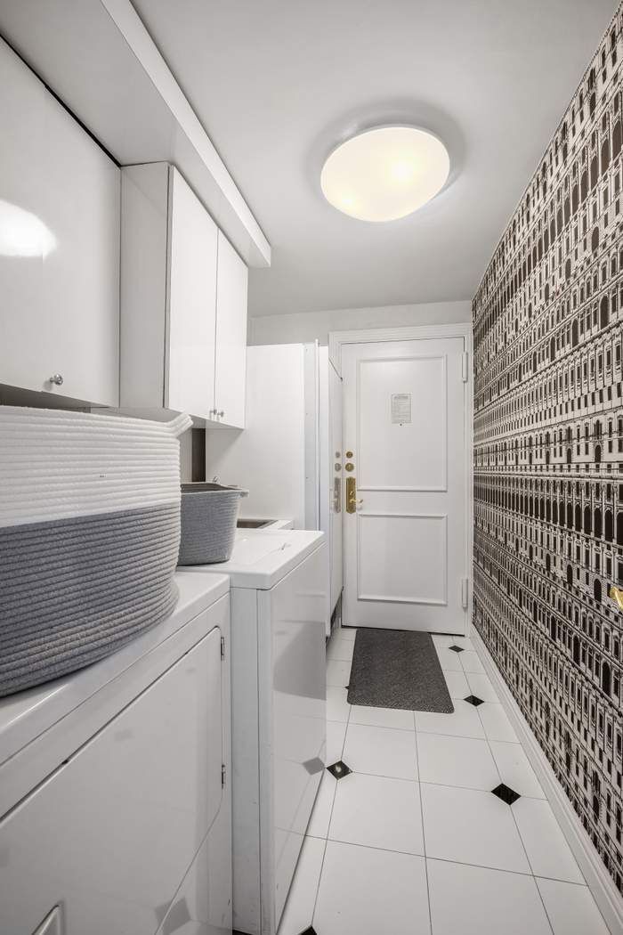 860 United Nations Plaza PH 37/38B Beekman Place New York NY 10017