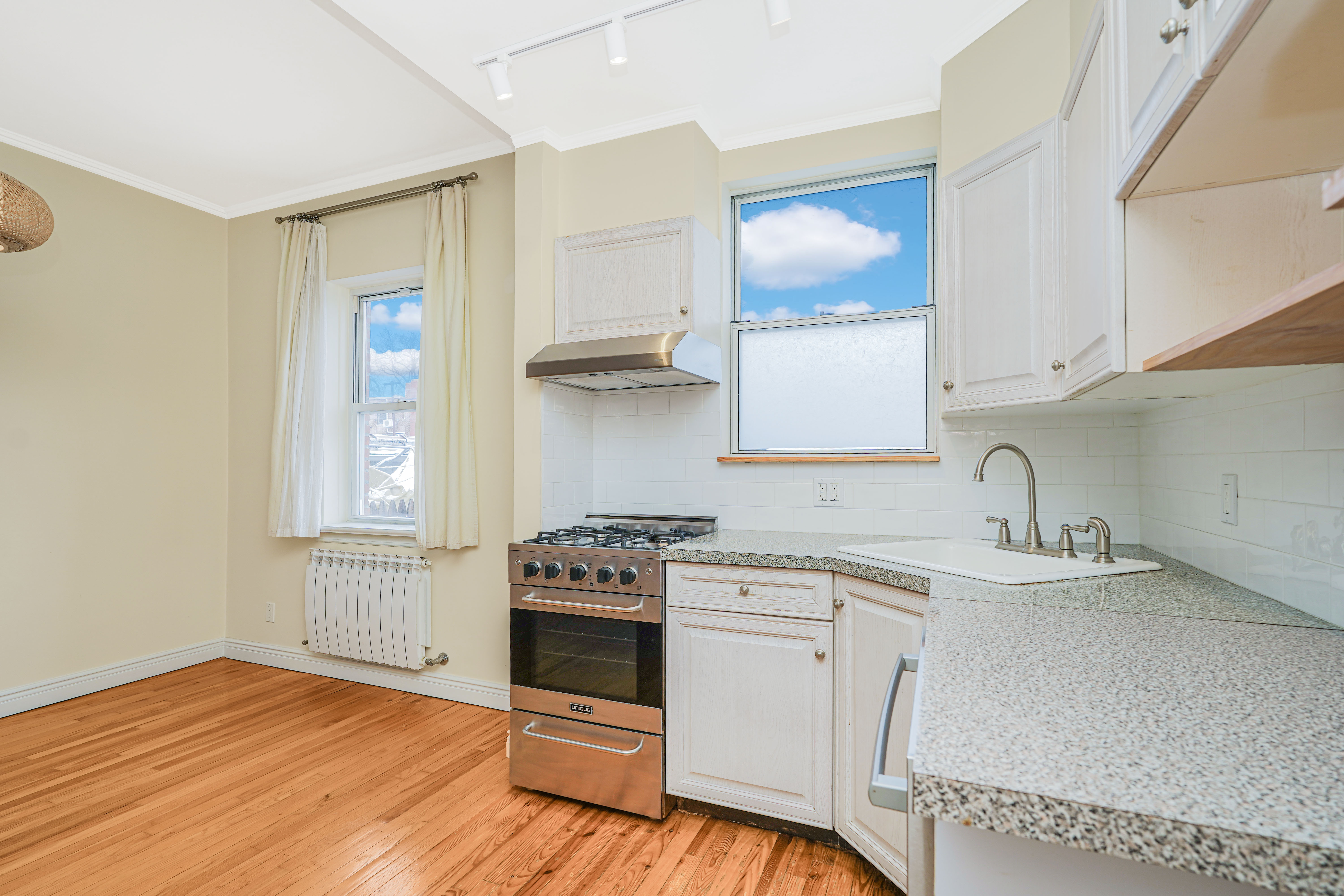 321 Bay 13th Street Bath Beach Brooklyn NY 11214