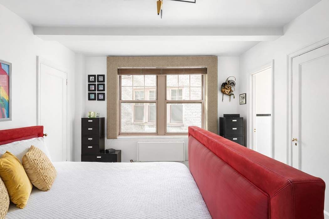 2 Horatio Street 2D W. Greenwich Village New York NY 10014