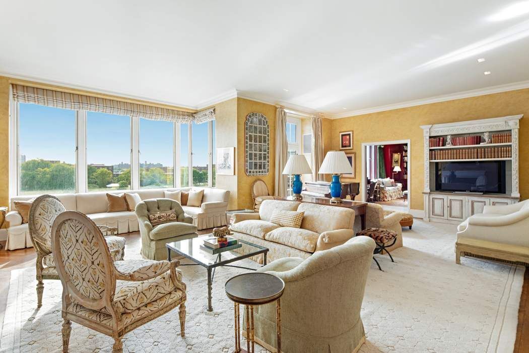 10 Gracie Square 3/4C Upper East Side New York NY 10028