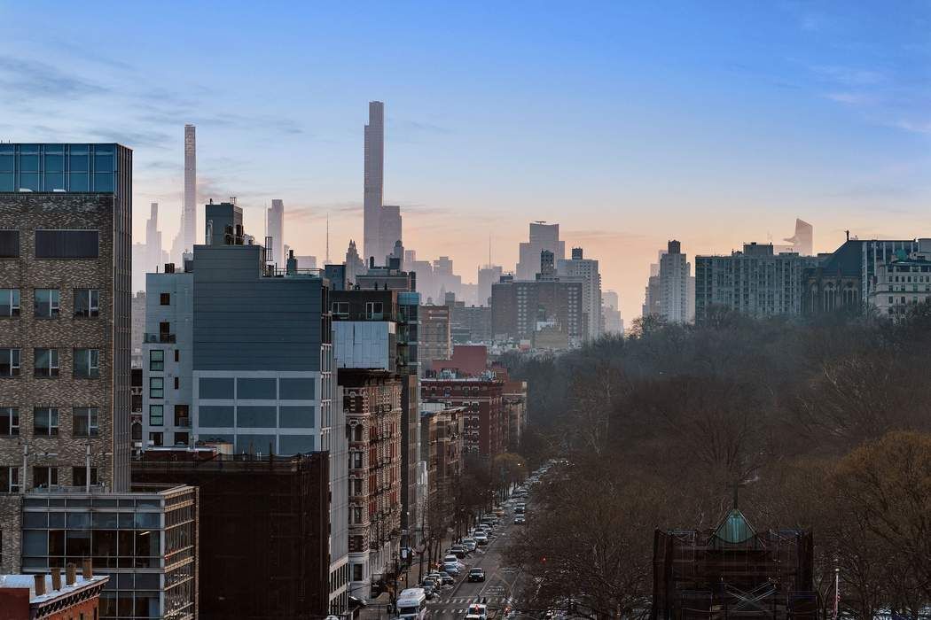 17 Convent Avenue Penthouse B West Harlem New York NY 10027