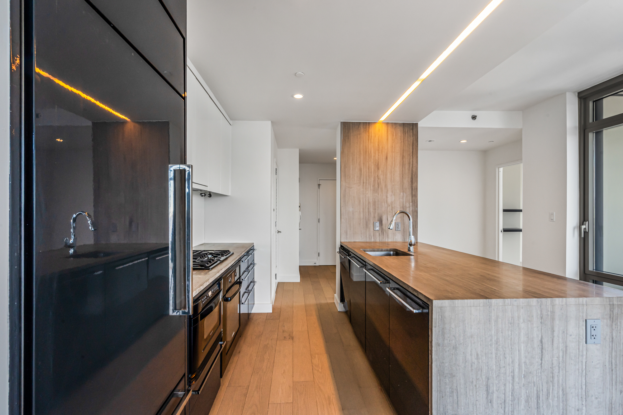 2 Northside Piers 26L Williamsburg Brooklyn NY 11249