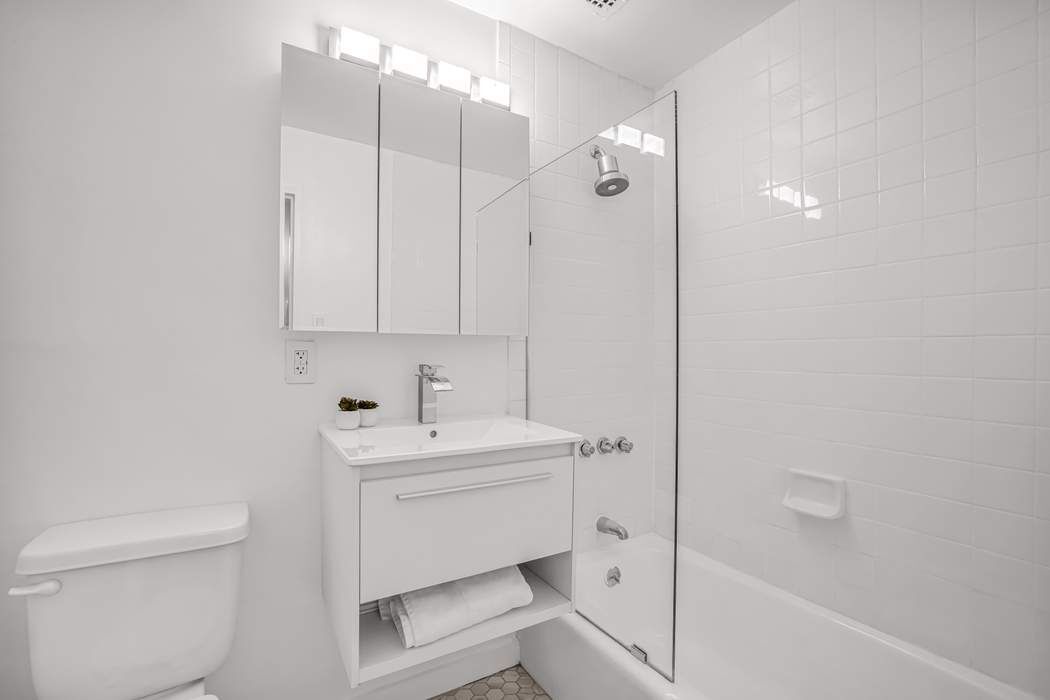 310 East 23rd Street 4B Gramercy Park New York NY 10010