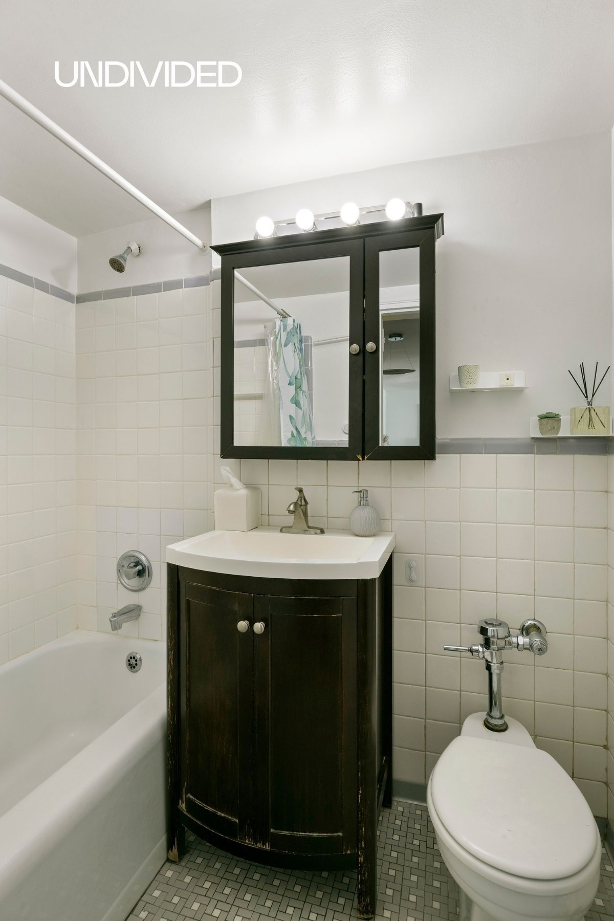 240 East 35th Street 10-B Murray Hill New York NY 10016