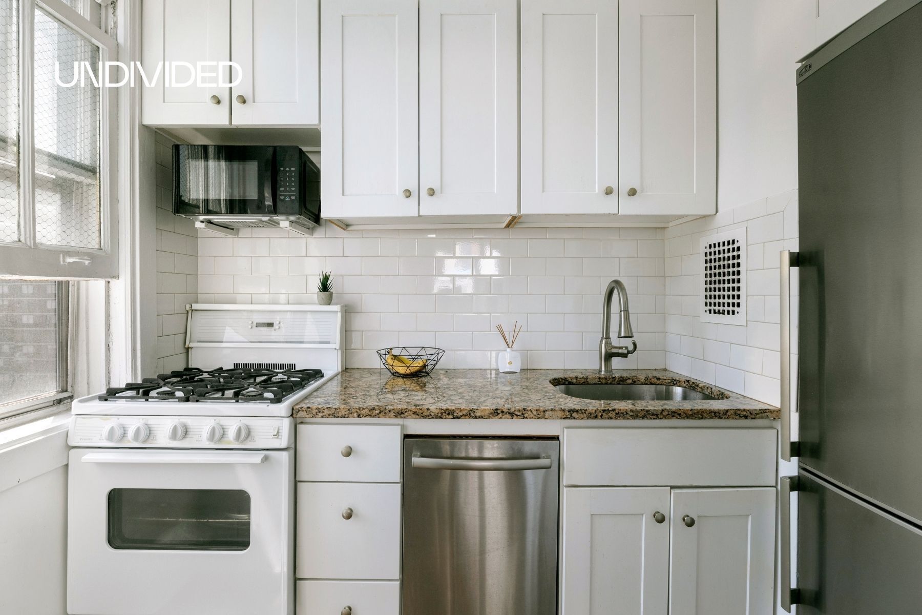 240 East 35th Street 10-B Murray Hill New York NY 10016