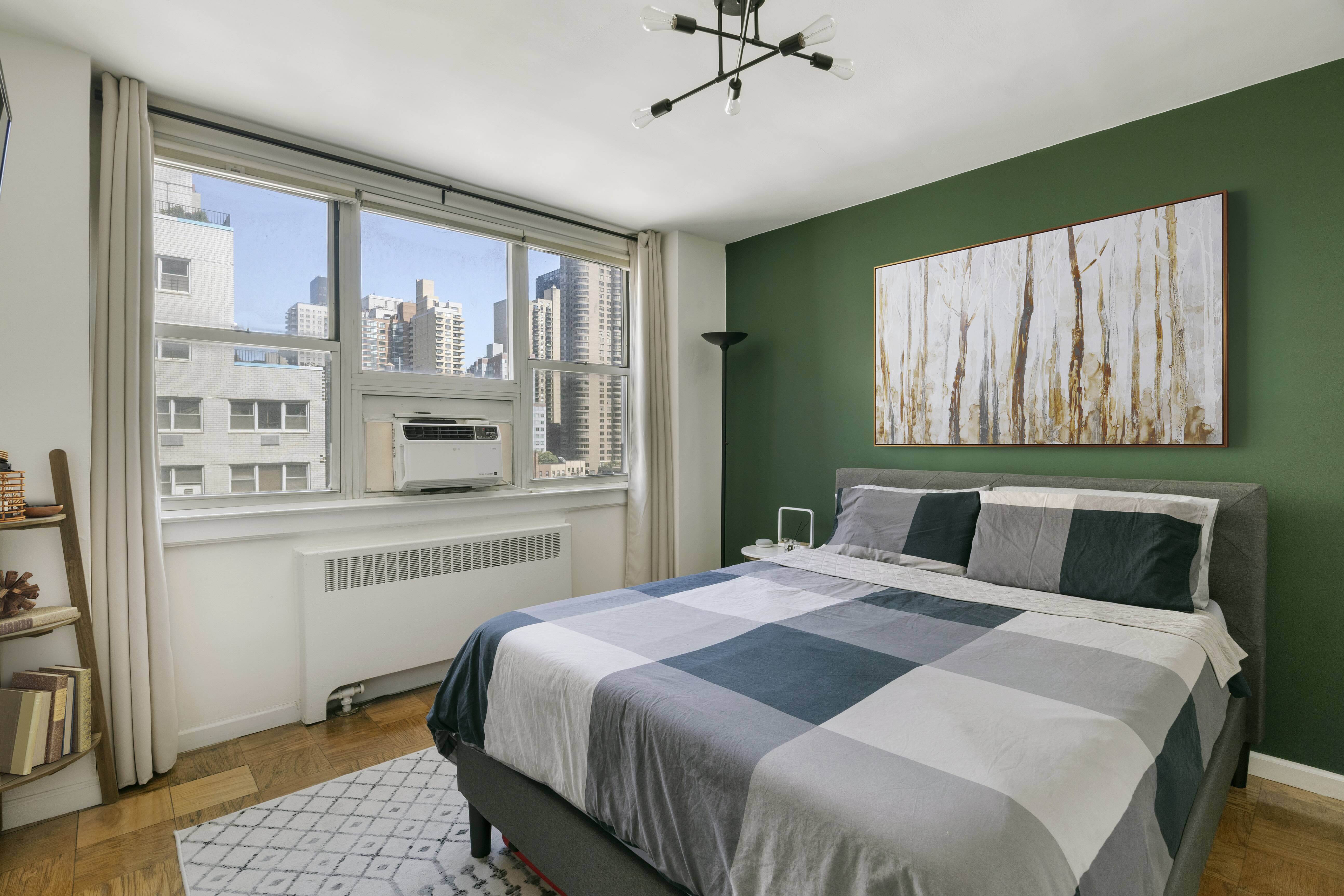 240 East 35th Street 10-B Murray Hill New York NY 10016