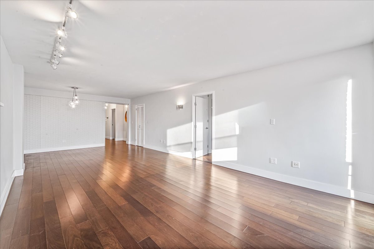 70-20 108th Street 9M Forest Hills Queens NY 11375