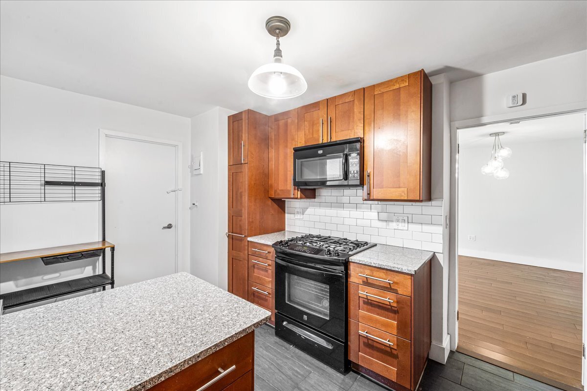 70-20 108th Street 9M Forest Hills Queens NY 11375