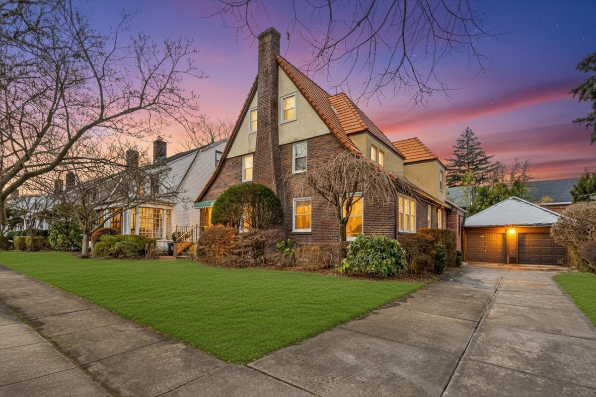 99-35 74th Avenue Forest Hills Queens NY 11375