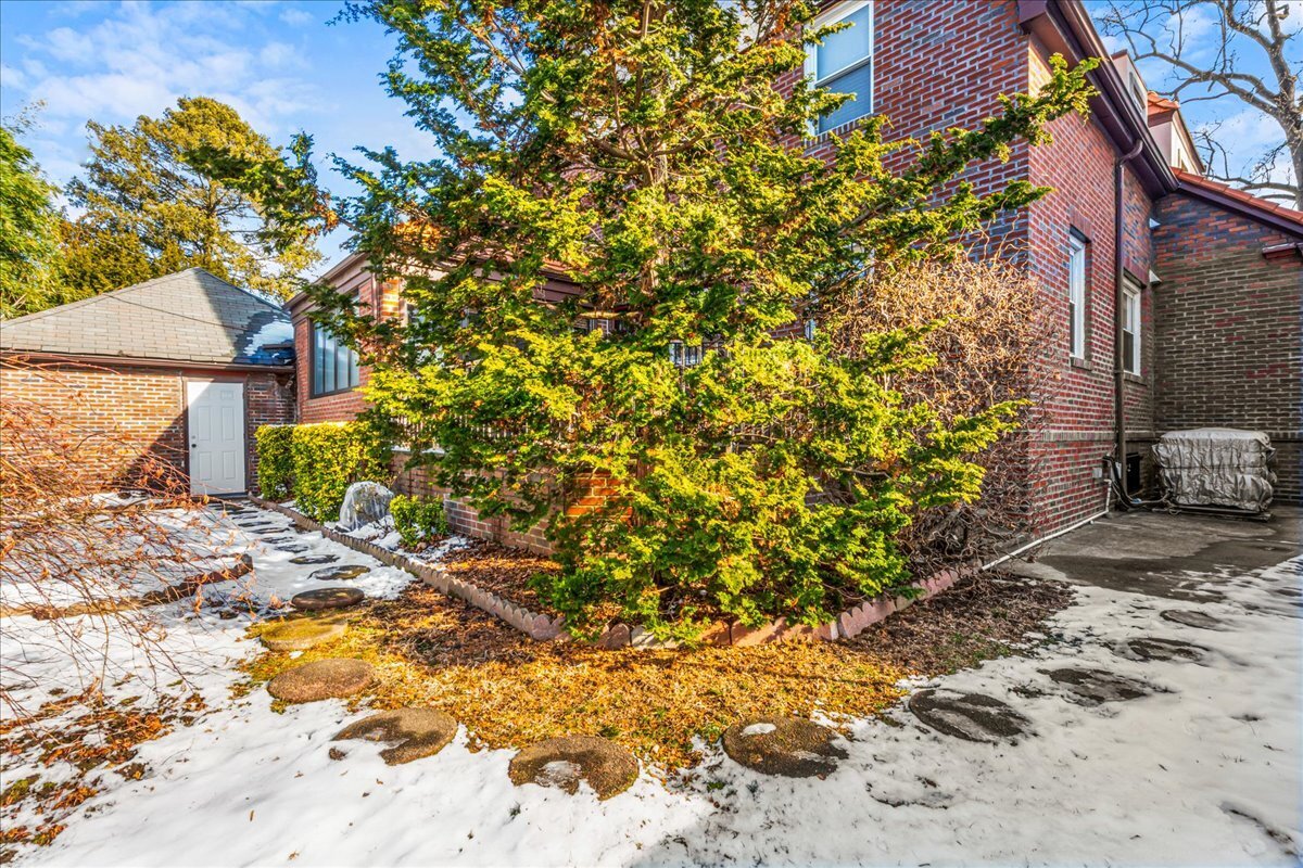 99-35 74th Avenue Forest Hills Queens NY 11375