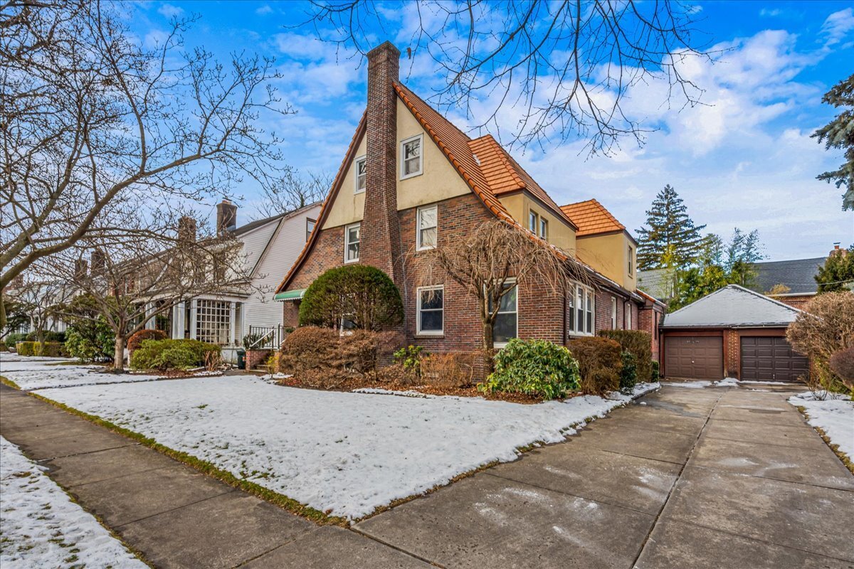 99-35 74th Avenue Forest Hills Queens NY 11375