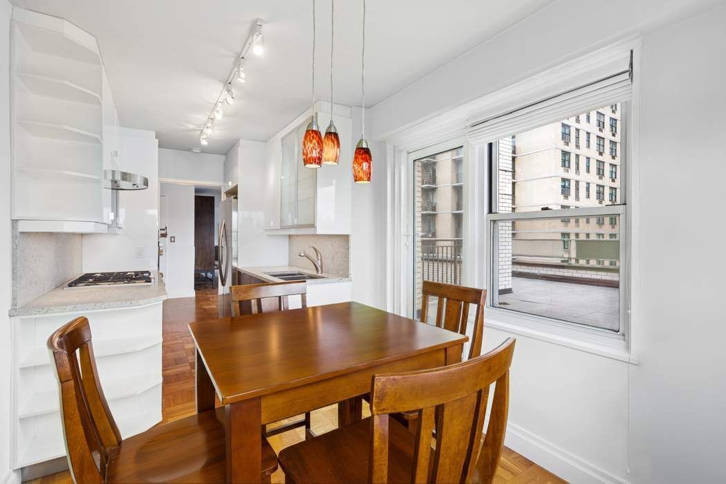 301 East 75th Street 19B Upper East Side New York NY 10021