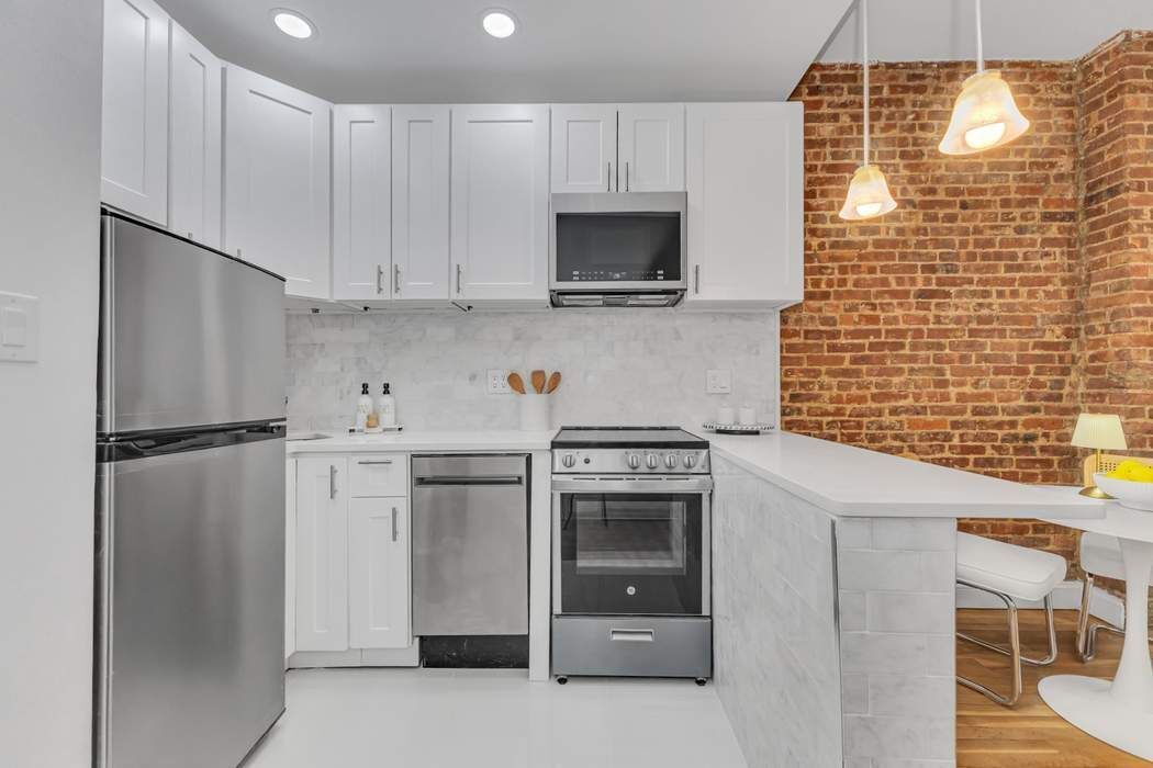 407 East 87th Street 2C Upper East Side New York NY 10128