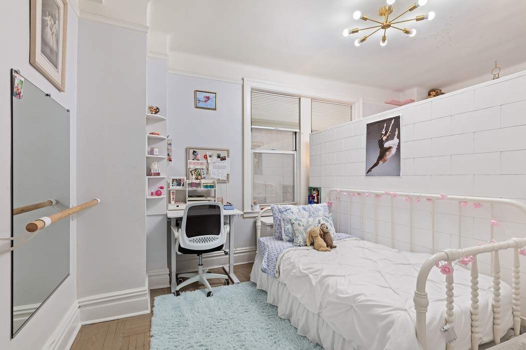 522 West End Avenue 2B Upper West Side New York NY 10024