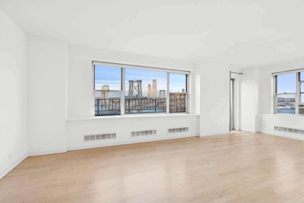 568 Grand Street J2004 Lower East Side New York NY 10002