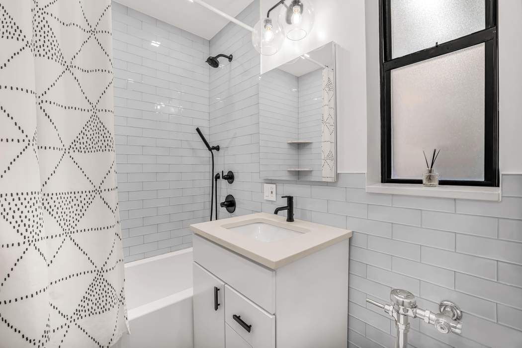 315 West 86th Street 2F Upper West Side New York NY 10024