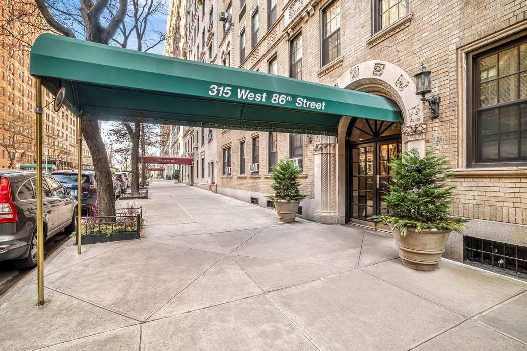315 West 86th Street 2F Upper West Side New York NY 10024