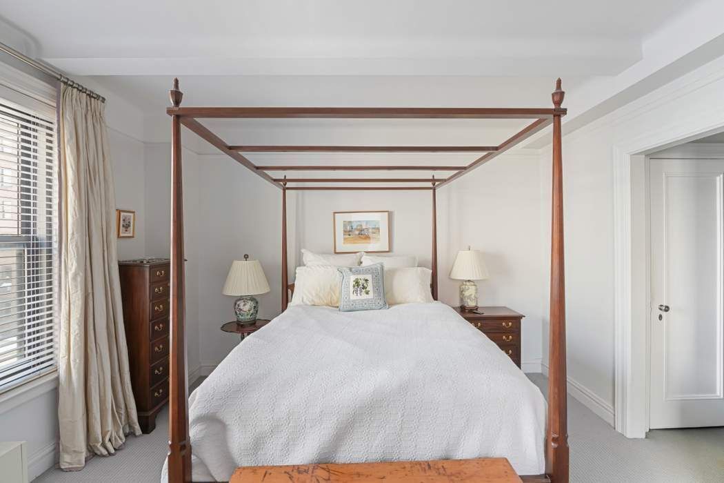 25 East 86th Street 9G Carnegie Hill New York NY 10028