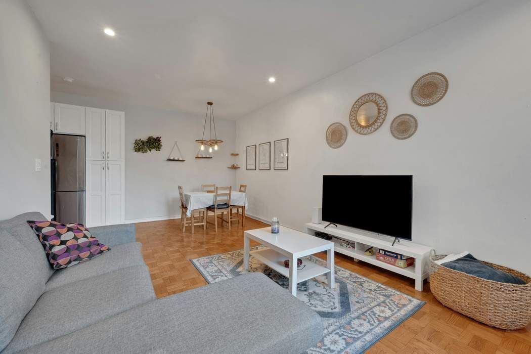 2390 Palisade Avenue 1G Riverdale Bronx NY 10463