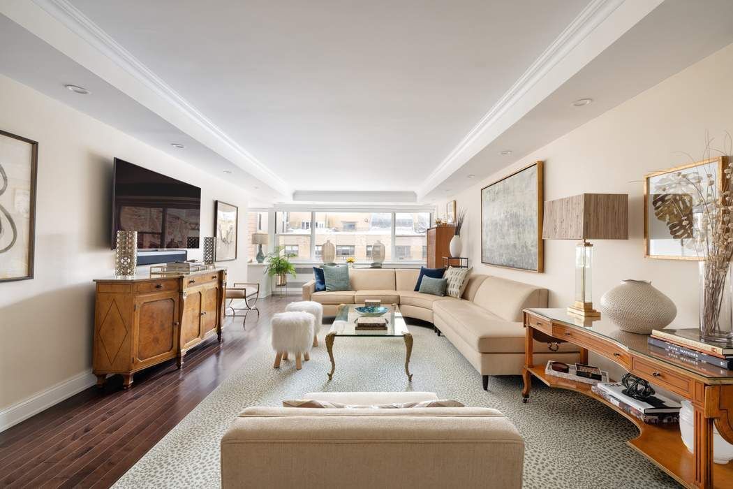 35 Sutton Place 10E Sutton Place New York NY 10022