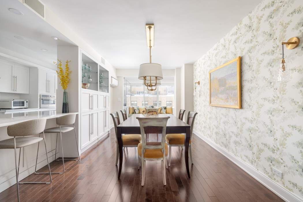 35 Sutton Place 10E Sutton Place New York NY 10022